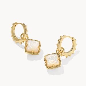 New KENDRA SCOTT Mallory Rose Gold Huggie Earrings Ivory Mother-of-Pearl